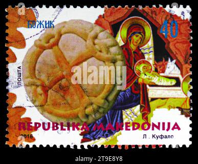 MOSKAU, RUSSLAND - 17. NOVEMBER 2023: In Mazedonien gedruckte Briefmarke zeigt Weihnachten, Serie, um 2016 Stockfoto