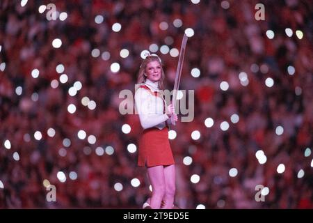 24. November 2023: Texas Longhorns Cheerleader in Aktion während des NCAA Football Spiels zwischen der Texas Tech University im Darrell K. Royal Texas Memorial Stadium. Austin, Texas Mario Cantu/CSM Stockfoto