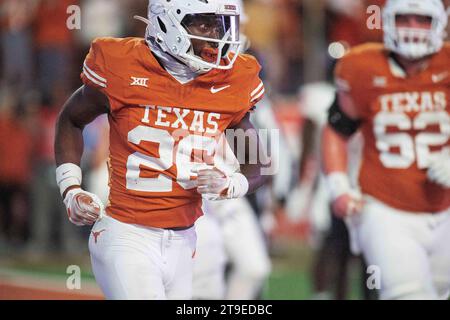 24. November 2023: Texas Longhorns Quintrevion Wisner (26) in Aktion während des NCAA Football-Spiels zwischen der Texas Tech University im Darrell K. Royal Texas Memorial Stadium. Austin, Texas Mario Cantu/CSM Stockfoto