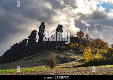 Die Felsformation Teufelsmauer im Landkreis Harz bei Thale und Weddersleben, Sachsen-Anhalt, Deutschland | Felsformation Teufelsmauer Teufelsmauer Teufelsmauer Stockfoto