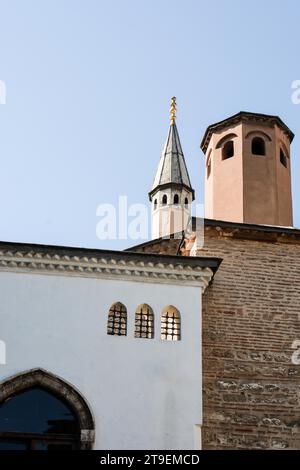 Beispiel der osmanischen Türkisch Dacharchitektur in Istanbul Stockfoto