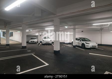 Wien, APCOA Garage Naschmarkt, Renovierung 2023 // Wien, APCOA Naschmarkt Parkplatz Stockfoto