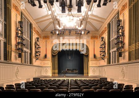 Budapest, Franz-Liszt-Musikakademie, Architekten Kálmán Giergl und Floris Kolb // Budapest, Franz-Liszt-Musikakademie, Architekten Kálmán Giergl und FL Stockfoto