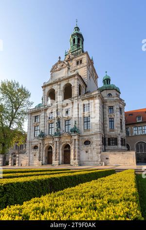 Hauptgebäude des Bayerischen Nationalmuseums in München Stockfoto