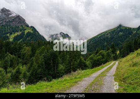 Tolle Bergtour zum Tobermann Gipfel in Vorarlberg Österreich ab Schoppernau Stockfoto