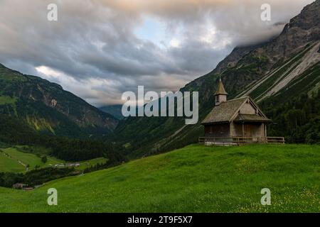 Tolle Bergtour zum Tobermann Gipfel in Vorarlberg Österreich ab Schoppernau Stockfoto
