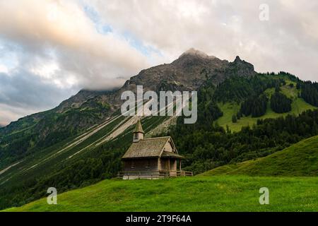 Tolle Bergtour zum Tobermann Gipfel in Vorarlberg Österreich ab Schoppernau Stockfoto