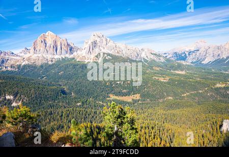 Wunderschöne aussicht auf die Ampezzo Dolomiten in Norditalien Stockfoto