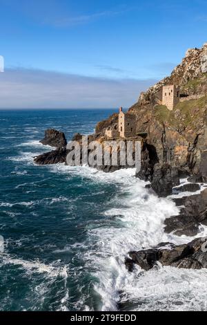 Botallack; die Kronen; Maschinenhäuser; Cornwall; Großbritannien Stockfoto