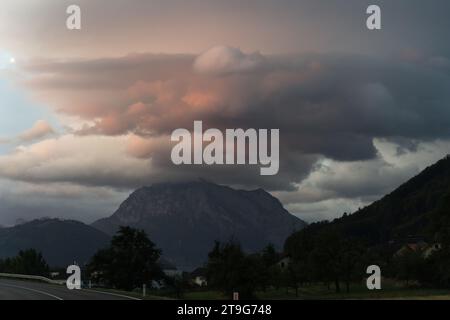 Traunstein, 1691 m ü.M. Hochberg in Altmünster am Traunsee, Salzkammergut, Oberösterreich © Wojciech Strozyk / Alamy Stock Ph Stockfoto