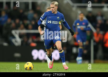 Chelsea's Mykhaylo Mudryk während des Premier League-Spiels zwischen Newcastle United und Chelsea in St. James's Park, Newcastle am Samstag, den 25. November 2023. (Foto: Michael Driver | MI News) Credit: MI News & Sport /Alamy Live News Stockfoto