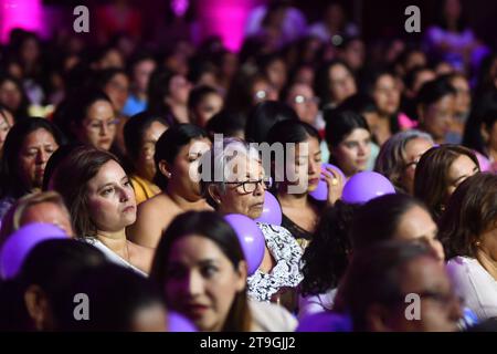 MANTA-CUMBRE-NO-VIOLENCIA-MUJER Manta, 25 de noviembre de 2023. Cumbre Mujeres por el Cambio, Celebrado en el Dia de No Violencia Contra la Mujer. API/Ariel OCHOA Manta Manabi Ecuador SOI-MANTA-CUMBRE-NO-VIOLENCIA-MUJER-99cd8977c8b89d94db01fd3c2d71f402 *** MANTA SUMMIT NO VIOLENCE WOMAN Manta, 25. November 2023 Stockfoto