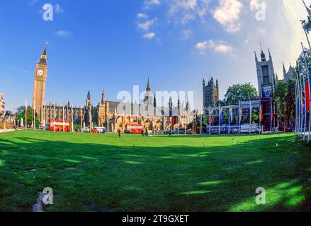 Commonwealth Park. Palace of Westminster. House of Parliament Building. Elizabeth Tower. Big Ben.London, England. Stockfoto