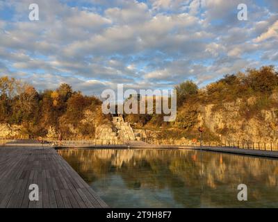 Zakrzowek Swimmingpool in der Nähe von Krakau Stadt oder so genannte polnische Malediven, Polen, Europa-Zakrzowek Steinbruch Stockfoto