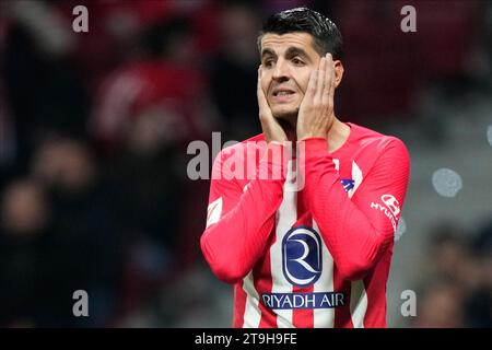 Madrid, Spanien. November 2023. Alvaro Morata aus Atletico de Madrid spielte am 25. November im Civitas Metropolitano Stadium in Madrid, Spanien, während des Liga-Spiels zwischen Atletico de Madrid und RCD Mallorca. (Foto: Cesar Cebolla/PRESSINPHOTO) Credit: PRESSINPHOTO SPORTS AGENCY/Alamy Live News Stockfoto