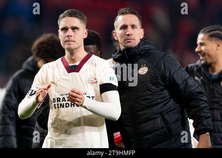 Enschede, Niederlande. November 2023. ENSCHEDE, NIEDERLANDE - 25. NOVEMBER: Joey Veerman von PSV nach dem niederländischen Eredivisie-Spiel zwischen FC Twente und PSV am 25. November 2023 in de Grolsch Veste in Enschede, Niederlande (Foto: Joris Verwijst/Orange Pictures) Credit: Orange Pics BV/Alamy Live News Stockfoto
