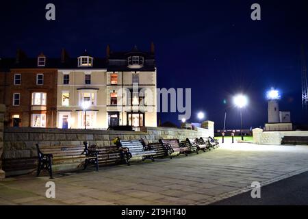 Hartlepool, Großbritannien. November 2023. Der klare Sternenhimmel führte heute Abend zu einer atemberaubenden Aussicht auf das Headland, Hartlepool an der Nordostküste. Quelle: Teesside Snapper/Alamy Live News. Stockfoto