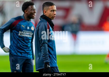 Enschede, Niederlande. November 2023. ENSCHEDE, NIEDERLANDE - 25. NOVEMBER: Mauro Junior von PSV vor dem niederländischen Eredivisie-Spiel zwischen FC Twente und PSV am 25. November 2023 in de Grolsch Veste in Enschede, Niederlande (Foto: Joris Verwijst/Orange Pictures) Credit: Orange Pics BV/Alamy Live News Stockfoto