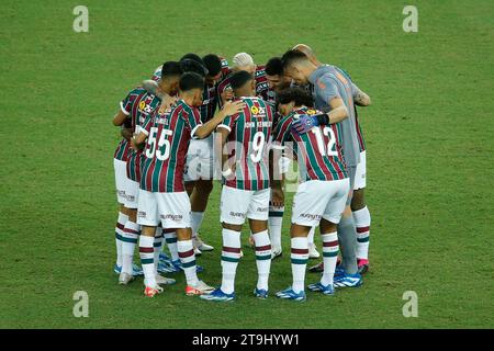 Rio de Janeiro, Brasilien. November 2023. Spieler von Fluminense, während des Spiels zwischen Fluminense und Coritiba, für die brasilianische Serie A 2023, am 25. November im Maracana Stadium in Rio de Janeiro. Foto: Satiro Sodre/DiaEsportivo/Alamy Live News Credit: DiaEsportivo/Alamy Live News Stockfoto