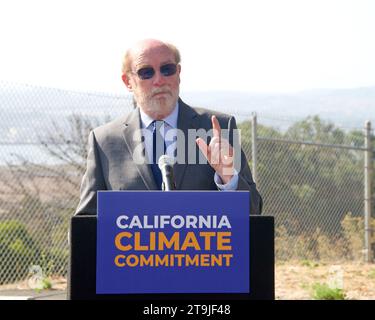 Vallejo, KALIFORNIEN – 16. September 2022: Der kalifornische Senator John Laird spricht auf der Pressekonferenz von Gouverneur Newsom. Stockfoto