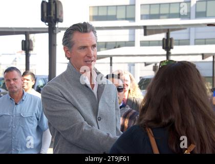 Vallejo, KALIFORNIEN - 16. September 2022: Gouverneur von Kalifornien Gavin Newsom spricht mit Teilnehmern an einer Pressekonferenz zum Klimaschutz Stockfoto