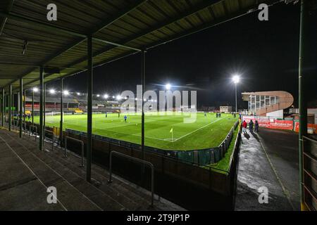 Boussu, Belgien. November 2023. Stade Robert Urbain wurde vor einem Fußballspiel zwischen Royal Francs Borains und KMSK Deinze am 13. Spieltag der Challenger Pro League 2023-2024 am Samstag, den 25. November 2023 in Boussu, Belgien, vorgestellt. Quelle: Sportpix/Alamy Live News Stockfoto