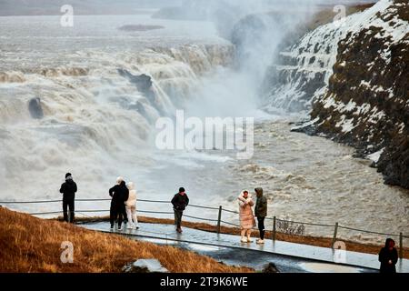 Gullfoss Wasserfall in der Schlucht des Flusses Hvítá im Südwesten Islands Stockfoto