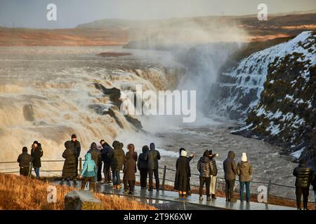 Gullfoss Wasserfall in der Schlucht des Flusses Hvítá im Südwesten Islands Stockfoto