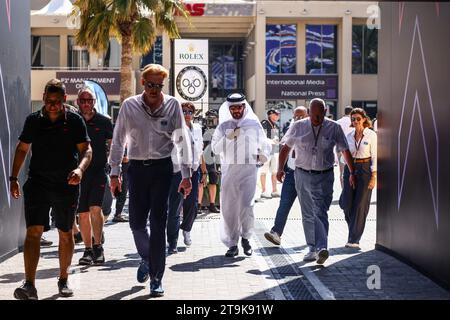 Abu Dhabi, Vereinigte Arabische Emirate. November 2023. Mohammed ben Sulayem, Präsident der FIA, vor dem Formel-1-Grand Prix von Abu Dhabi am 26. November 2023 auf dem Yas Marina Circuit in Abu Dhabi, Vereinigte Arabische Emirate. (Kreditbild: © Beata Zawrzel/ZUMA Press Wire) NUR REDAKTIONELLE VERWENDUNG! Nicht für kommerzielle ZWECKE! Stockfoto