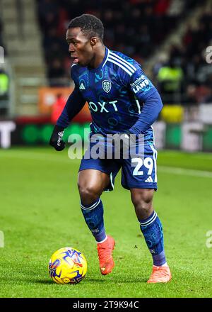 Rotherham, Großbritannien. November 2023. Wilfried Gnonto von Leeds United Rotherham United FC gegen Leeds United FC SKY Bet EFL Championship Match im Aesseal New York Stadium, Rotherham, England, Vereinigtes Königreich am 24. November 2023 Credit: Every Second Media/Alamy Live News Stockfoto