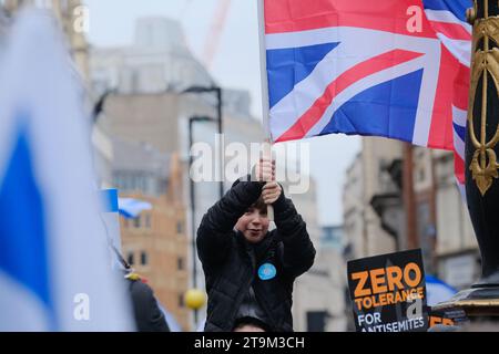 Strand, London, Großbritannien, 26. November 2023. Der Marsch gegen den Antisemitismus in Zentral-London. Quelle: Matthew Chattle/Alamy Live News Stockfoto