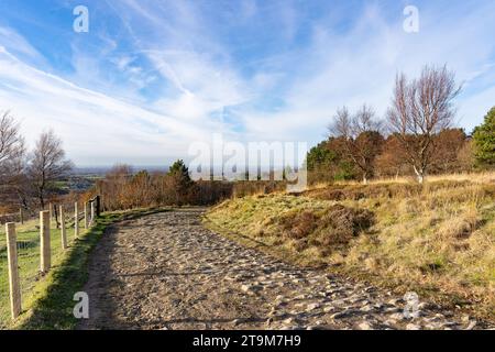 Blick auf Winter Hill und Rivington Pike, in der Nähe von Bolton, im Nordwesten Englands Stockfoto