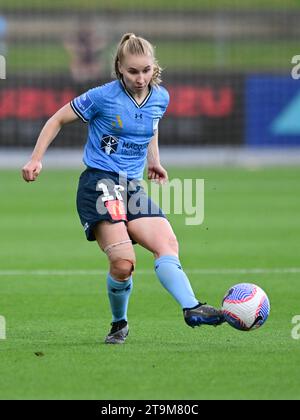 Sydney, Australien. November 2023. Sienna Saveska von der Mannschaft Sydney FC wird während des 6. Runde-Spiels der Frauen in der A-League 2023/24 zwischen Sydney FC und Melbourne City FC im Sydney Olympic Park in Aktion gesehen. Endstand Melbourne City FC 3:2 Sydney FC. (Foto: Luis Veniegra/SOPA Images/SIPA USA) Credit: SIPA USA/Alamy Live News Stockfoto