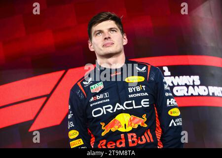 Abu Dhabi, Vereinigte Arabische Emirate. November 2023. Auf dem Podium nach dem Formel-1-Grand-Prix von Abu Dhabi am 26. November 2023 auf dem Yas Marina Circuit in Abu Dhabi, Vereinigte Arabische Emirate. (Kreditbild: © Beata Zawrzel/ZUMA Press Wire) NUR REDAKTIONELLE VERWENDUNG! Nicht für kommerzielle ZWECKE! Stockfoto