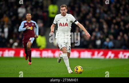 London, Großbritannien. November 2023. Dejan Kulusevski (Tottenham) während des Tottenham V Aston Villa Premier League Spiels im Tottenham Hotspur Stadium. Quelle: MARTIN DALTON/Alamy Live News Stockfoto