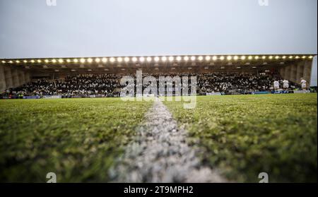 Newcastle, Großbritannien. Oktober 2023. Eine „Wor Flags“-Ausstellung vor dem Gallagher Premiership-Spiel zwischen Newcastle Falcons und Exeter Chiefs im Kingston Park, Newcastle am Sonntag, den 26. November 2023. (Foto: Chris Lishman | MI News) Credit: MI News & Sport /Alamy Live News Stockfoto