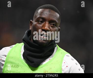 25. November 2023, Hessen, Frankfurt/Main: Fußball: Bundesliga, Eintracht Frankfurt - VfB Stuttgart, 12. Spieltag, Deutsche Bank Park. Stuttgarter Serhou Guirassy in Aktion. Foto: Arne Dedert/dpa - WICHTIGER HINWEIS: Gemäß den Vorschriften der DFL Deutschen Fußball-Liga und des DFB Deutschen Fußball-Bundes ist es verboten, im Stadion und/oder im Spiel aufgenommene Fotografien in Form von sequenziellen Bildern und/oder videoähnlichen Fotoserien zu verwenden oder zu verwenden. Stockfoto