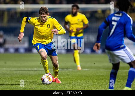 Lyngby, Dänemark. November 2023. Nicolai Vallys (7) aus Broendby, WENN er während des 3F Superliga-Spiels zwischen Lyngby BK und Broendby IF im Lyngby Stadium in Lyngby gesehen wurde. (Foto: Gonzales Photo/Alamy Live News Stockfoto