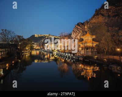 Wasserstadt Gubei, gilt als „Wuzhen in Peking“ Stockfoto