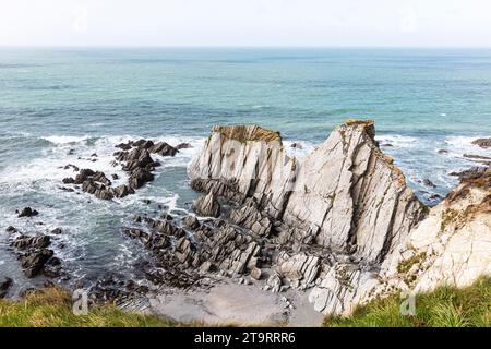 Slate Cliffs Bull Point Mortehoe, Devon, Großbritannien, England, Slate Cliffs, Slate, Morte Point, Meer, Meereslandschaft, North Devon, Klippen, Klippen, Küste, Küste, Stockfoto