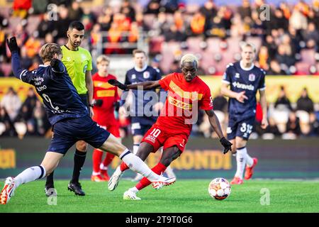 Farum, Dänemark. November 2023. Mohamed Diomande (10) vom FC Nordsjaelland wurde während des 3F Superliga-Spiels zwischen dem FC Nordsjaelland und Aarhus GF rechts zum Dream Park in Farum gesehen. (Foto: Gonzales Photo/Alamy Live News Stockfoto