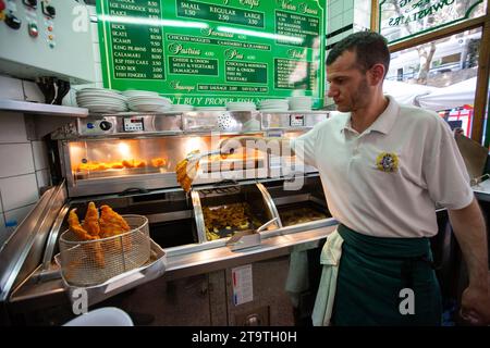 The Rock and Sole Scholle, Fish and Chip Shop, Endell Street, Covent Garden, London, England, Vereinigtes Königreich Stockfoto