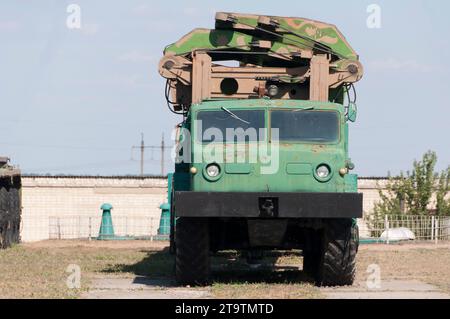 MAZ-537 Militärfahrzeug Stockfoto