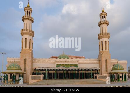 Salalah, Sultanat von Oman – 12. November 2023: Masjid Al Shanfari in salalah oman Stockfoto