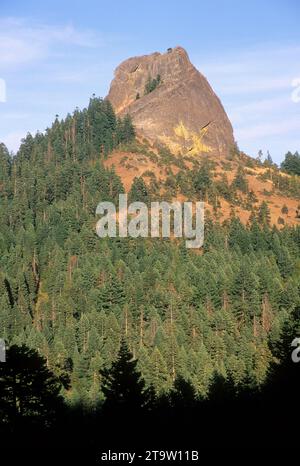 Pilot Rock von Pacific Crest Trail, Soda Mountain Wilderness, Cascade Siskiyou National Monument, Oregon Stockfoto