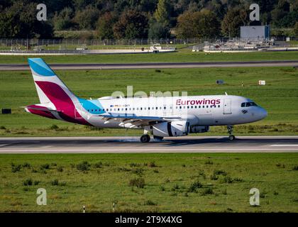 Flughafen Düsseldorf, Flugzeuge Eurowings, Airbus A319-100 bei Landung, Stockfoto