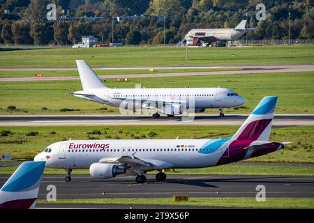 Flughafen Düsseldorf, Avion Express Malta Airbus A320-200 am Start, Eurowings Airbus auf dem Rollweg, Stockfoto