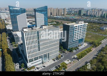 HEFEI, CHINA - 7. NOVEMBER 2023 - Luftaufnahme am 7. November 2023 vom Industriekooperat des Jangtse-Delta G60, Wissenschafts- und Innovationskorridors Stockfoto
