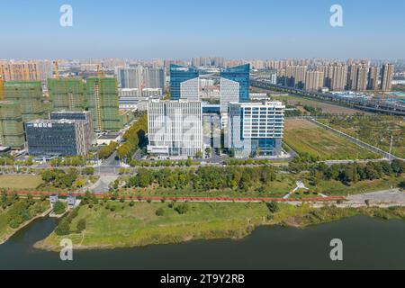 HEFEI, CHINA - 7. NOVEMBER 2023 - Luftaufnahme am 7. November 2023 vom Industriekooperat des Jangtse-Delta G60, Wissenschafts- und Innovationskorridors Stockfoto