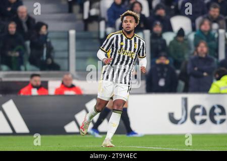 Turin, Italien. November 2023. Weston McKennie aus Juventus war während des Fußballspiels 2023ñ24 zwischen Juventus und Inter im Allianz Stadium zu sehen. Endpunktzahl; Juventus 1:1 Inter. (Foto: Grzegorz Wajda/SOPA Images/SIPA USA) Credit: SIPA USA/Alamy Live News Stockfoto